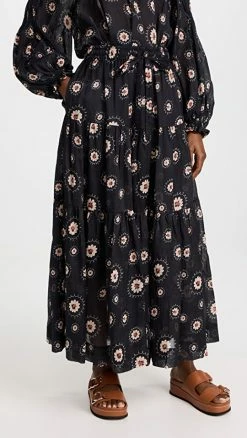 Brand new ❤️ Lee Mathews Simone ???? Skirt Black ????