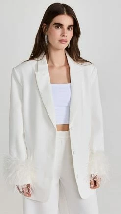Coupon ✨ Line & Dot Christy Feather Blazer Off White ????